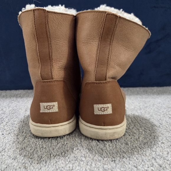UGG Lined High Tops - Picture 3 of 5